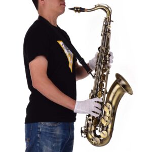 tenor saxofon nád